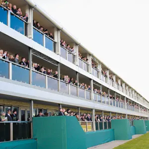 Arena Group once again supplied event infrastructure to the world-famous Cheltenham Festival, which attracted around 250,000 visitors, March 14-17, 2017.