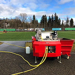 Synthetic sports surfaces cleaning machine: ClearMatic CM1800