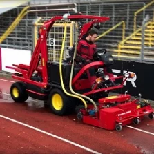 Synthetic sports surfaces cleaning machine: WashMatic WM800