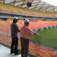 Franz Stegner receives first hand impressions of the construction processes in Brazil